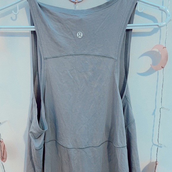 lululemon tank top - Picture 2 of 3